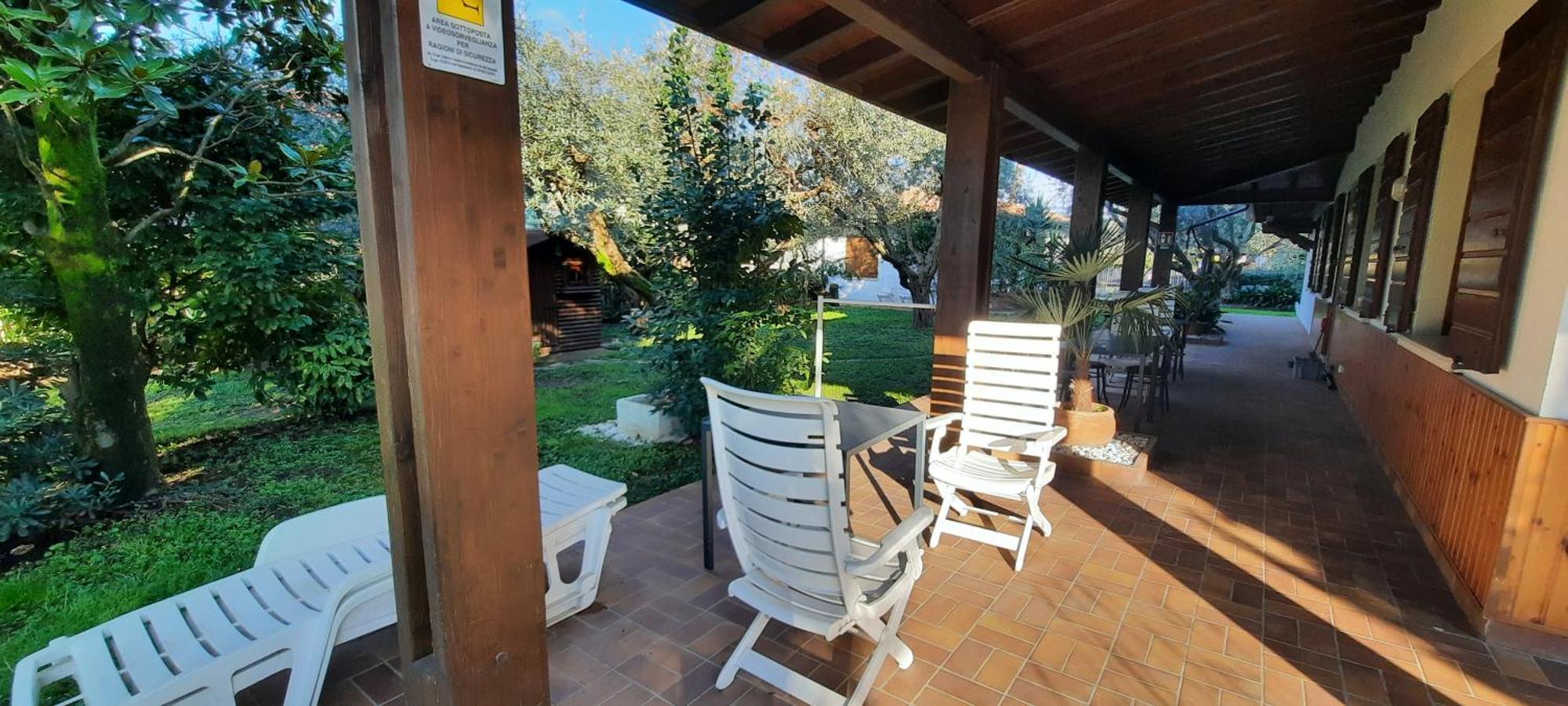Elisa Holidays Puegnago Bagian luar foto